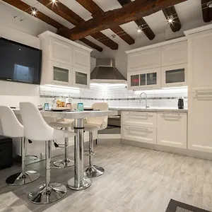 https://ai-fradei-boutique-apartment.hotelinveneto.com