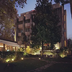 https://fenix-hotel.it-romehotels.com