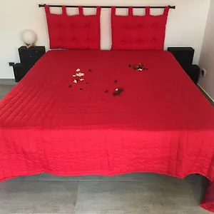 https://aurosasarahouse.sicilyhotelsitaly.net