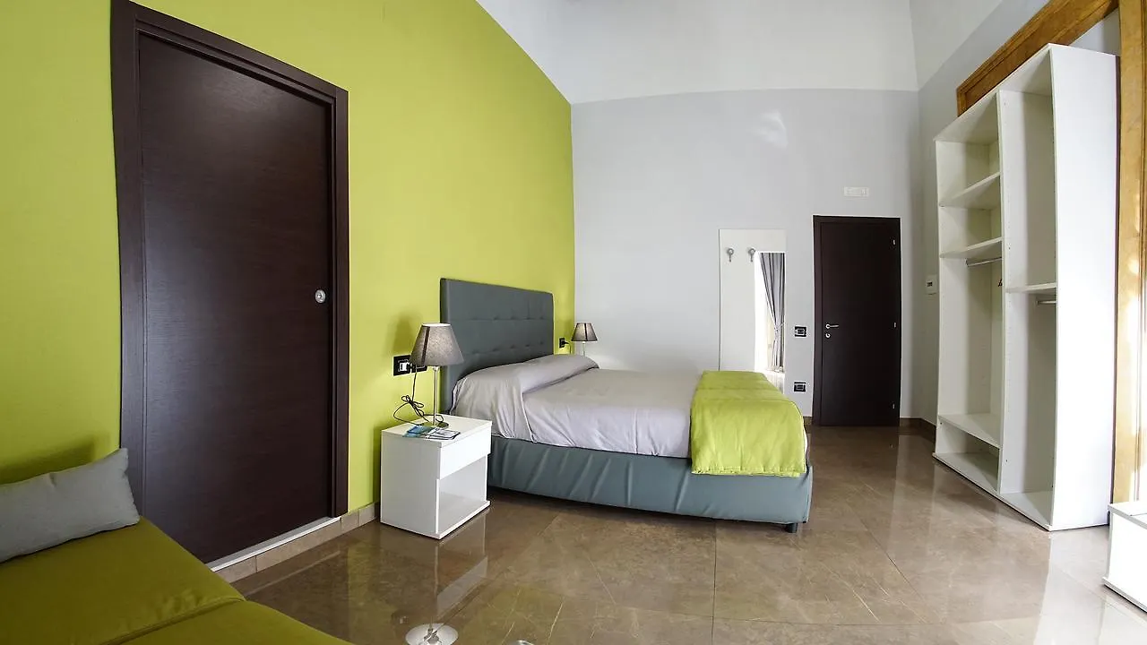 נאפולי Beverello Suite