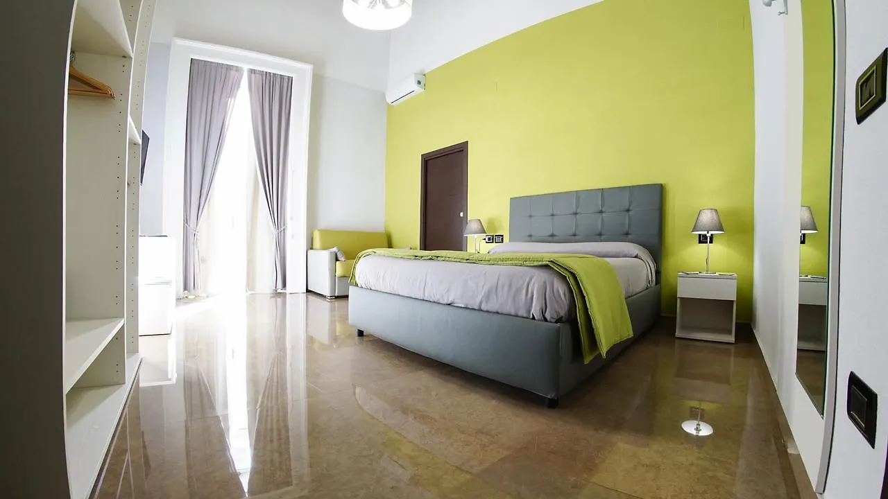 נאפולי Beverello Suite